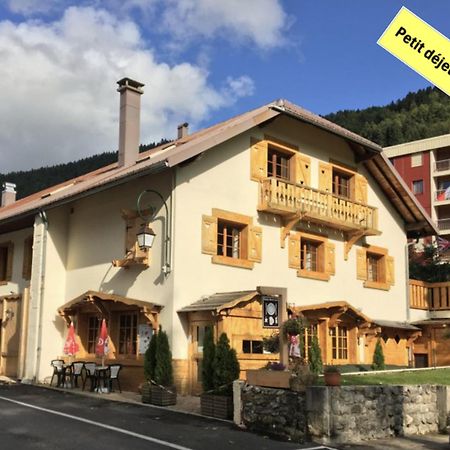 Bed and Breakfast Relais Mont Jura Adults Only Lélex Exterior foto